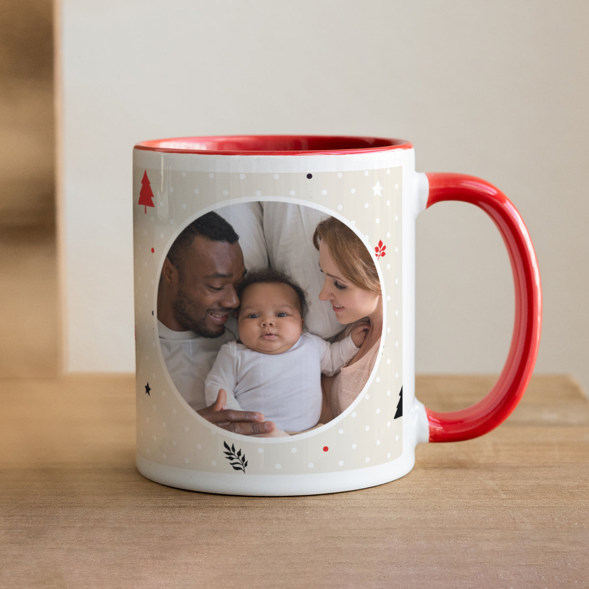 Tasse Objekte Rot Weihnachten in der Familie foto N° 1
