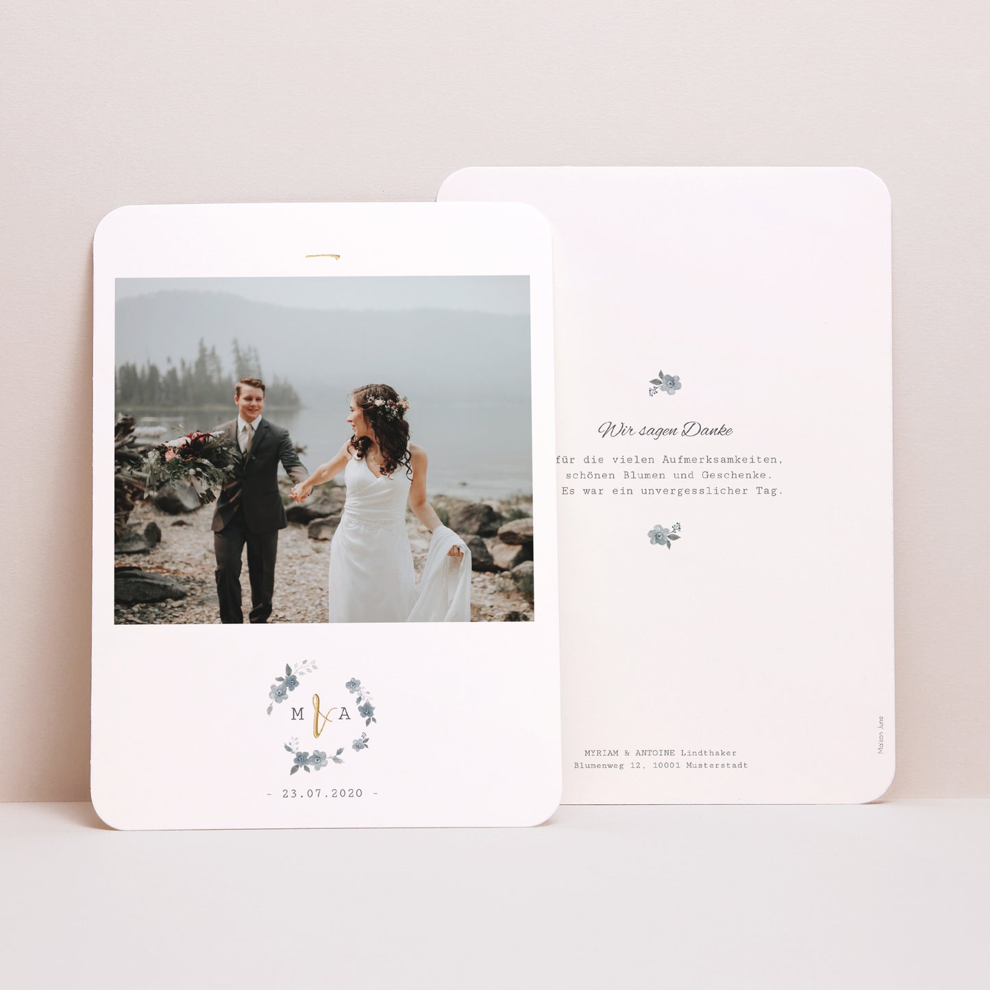 Dankeskarte Hochzeit Porträt, abgerundete Kanten Botanisches Blau foto N° 1