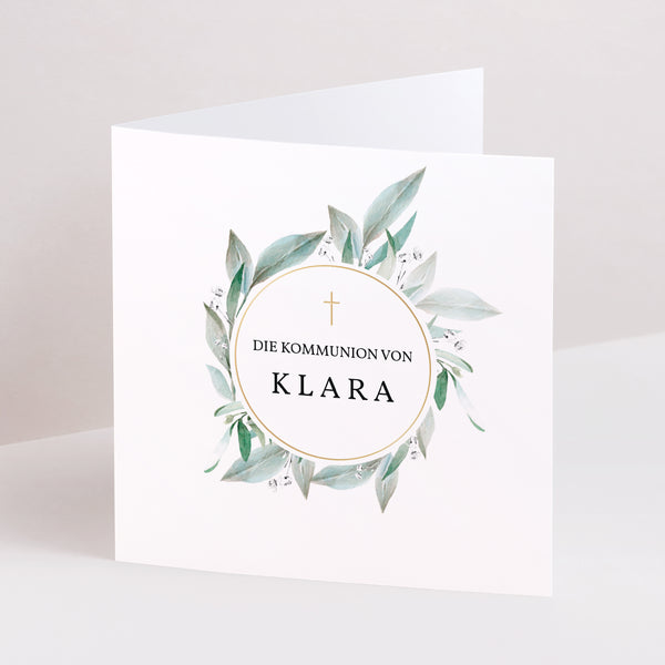 Einladungskarte Kommunion Doppelflügiges Quadrat Blumenkranz, Medaillon und Goldkreuz foto