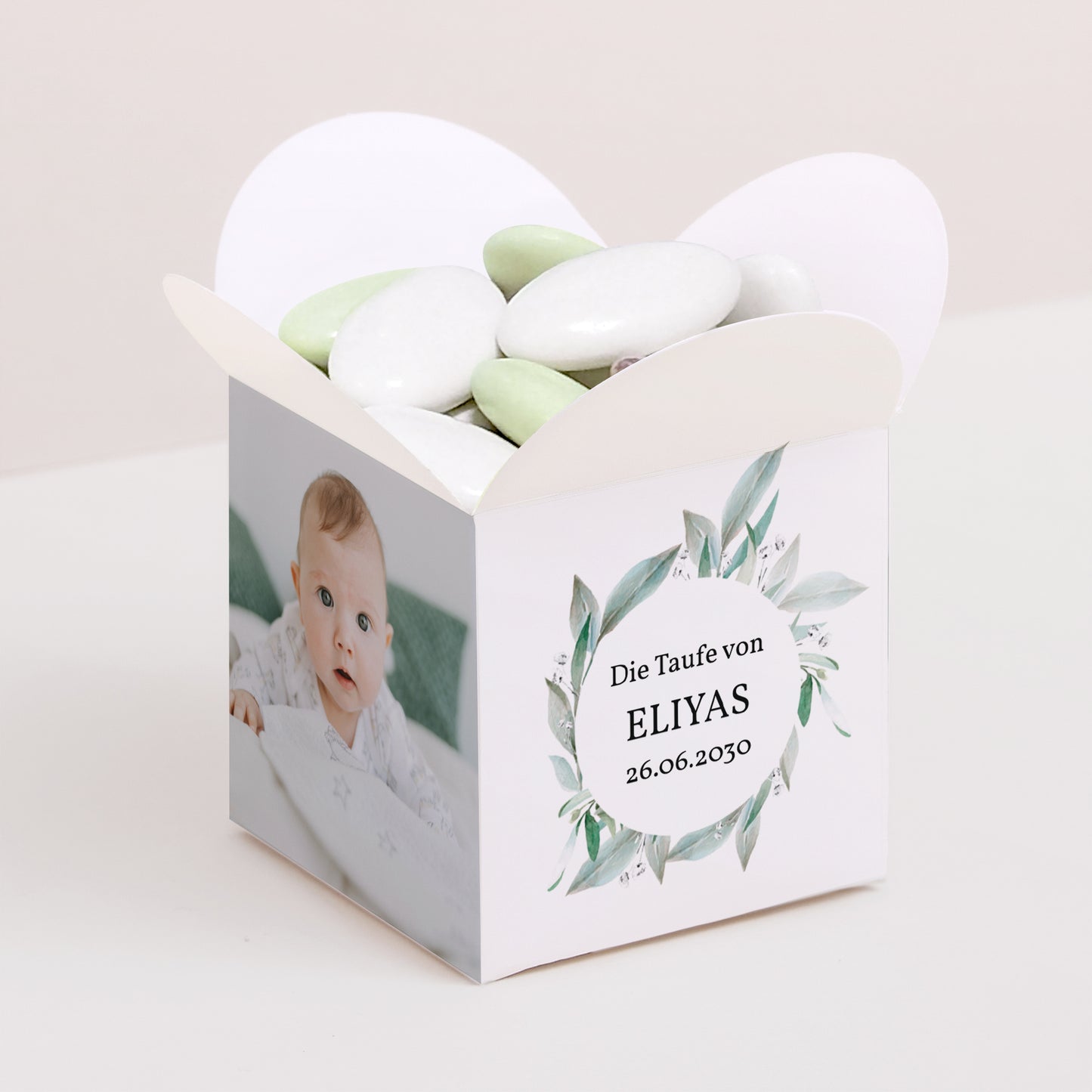 Geschenkbox Taufe Schmetterlingsöffnung Blumenkranz II foto N° 1
