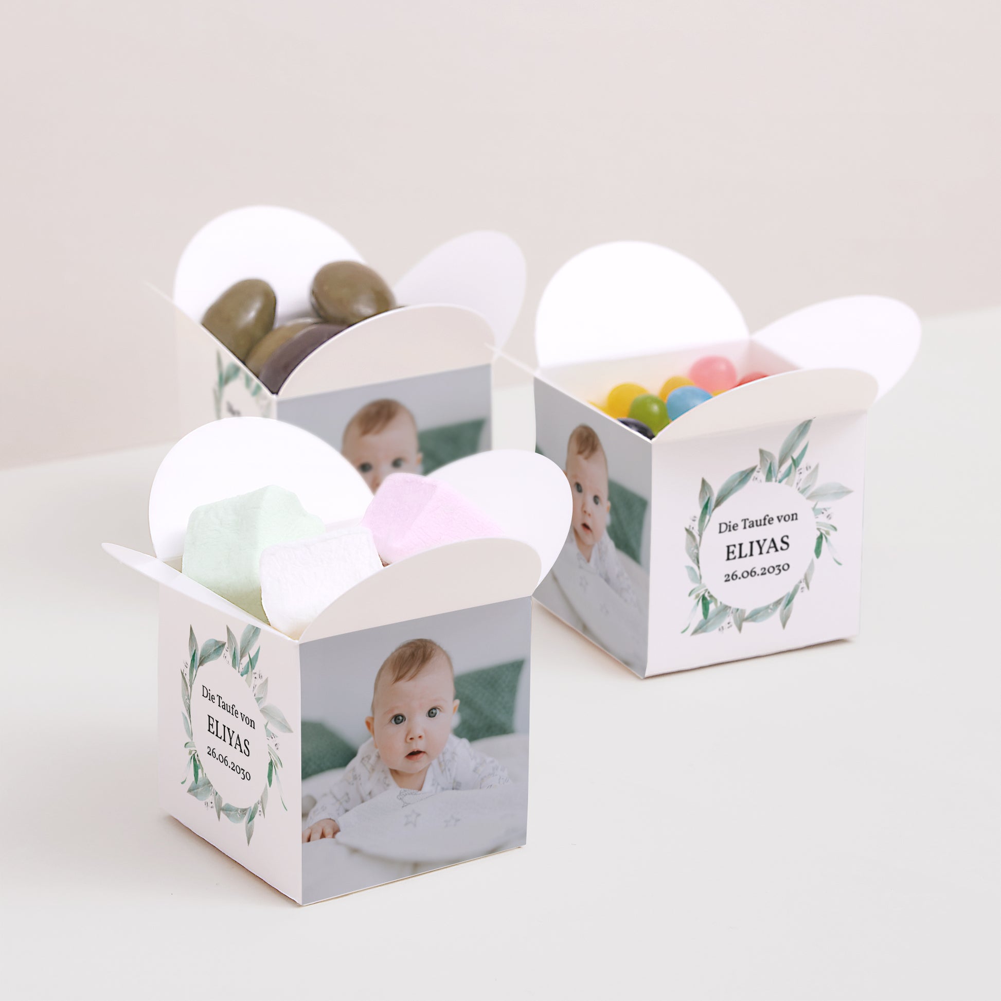 Geschenkbox Taufe Schmetterlingsöffnung Blumenkranz II foto N° 3