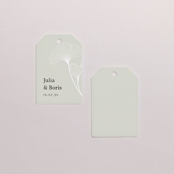 Vorgelochtes Etikett Hochzeit Fähnchen Ginkgo Biloba, Goldene Blätter foto