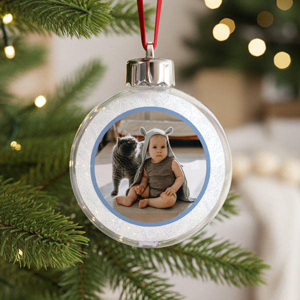 Weihnachtskugel Weihnachten Runde Eisiges Wintermuster foto
