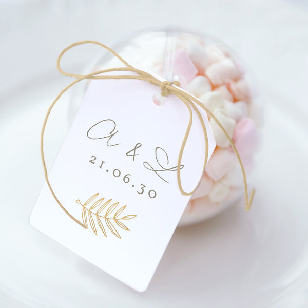 Geschenkbox Hochzeit Ball mit Wimpel-Etikett Goldene Krone foto