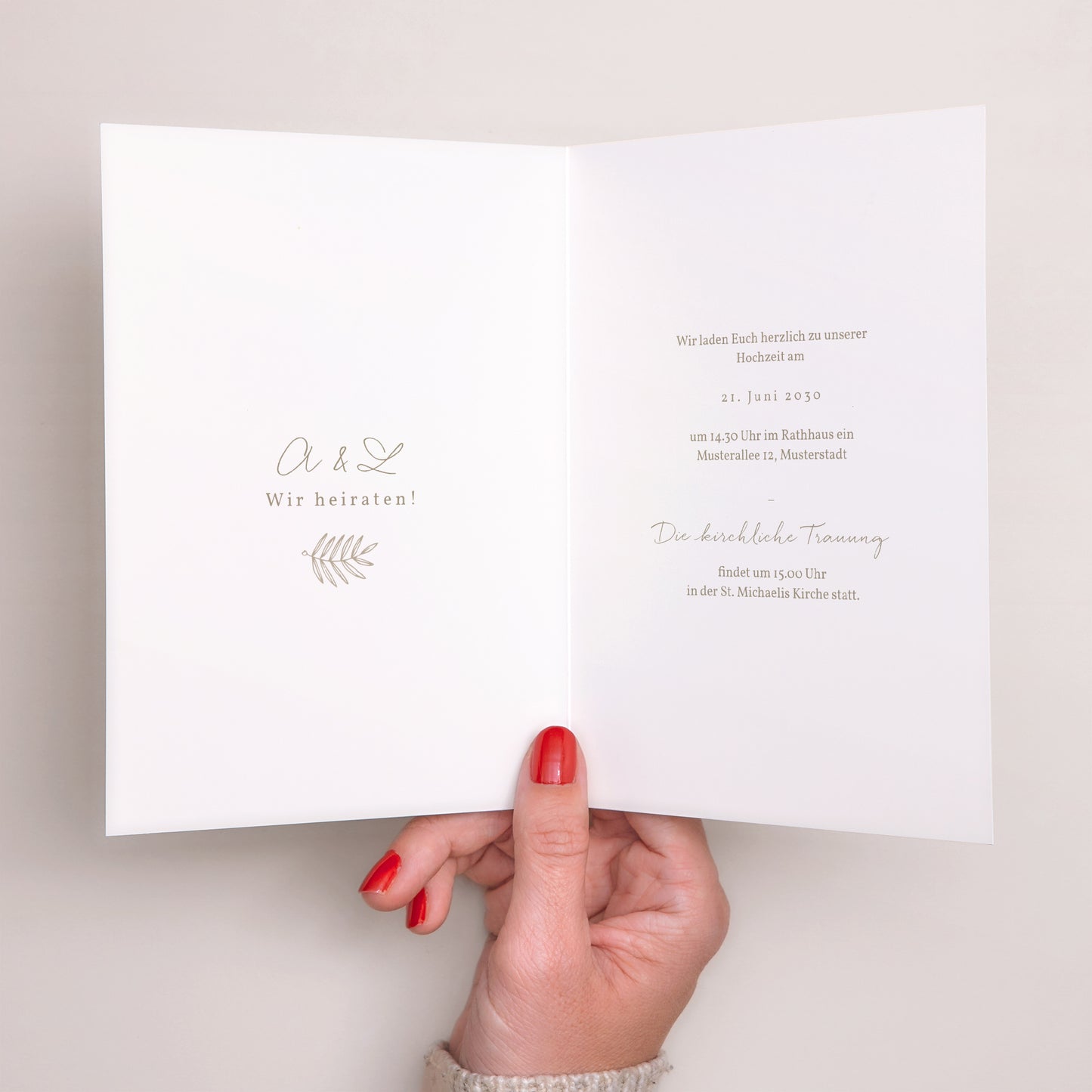 Hochzeitseinladung Doppelflügelporträt Goldene Krone foto N° 2