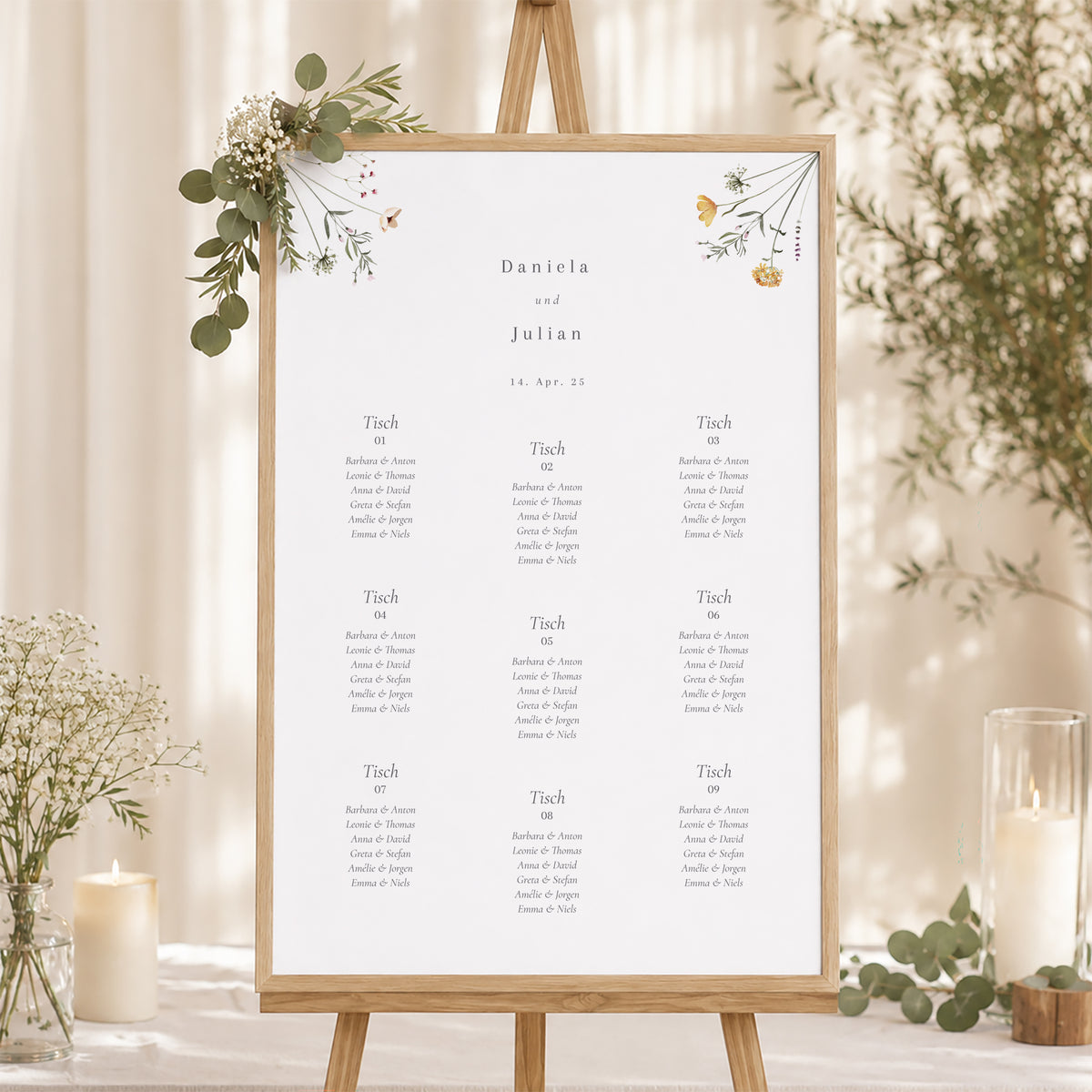 Sitzplan Hochzeit Porträt Krone kleine Blumen foto N° 1