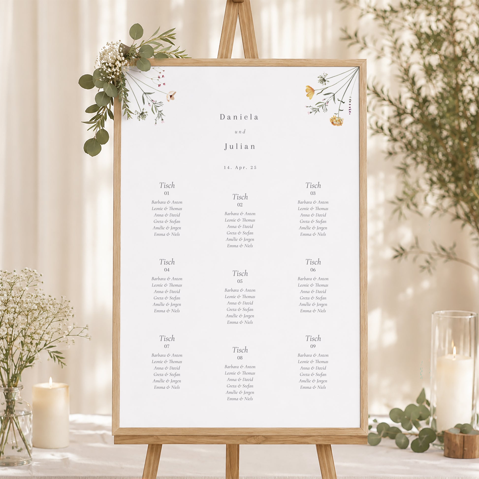 Sitzplan Hochzeit Porträt Krone kleine Blumen foto N° 1