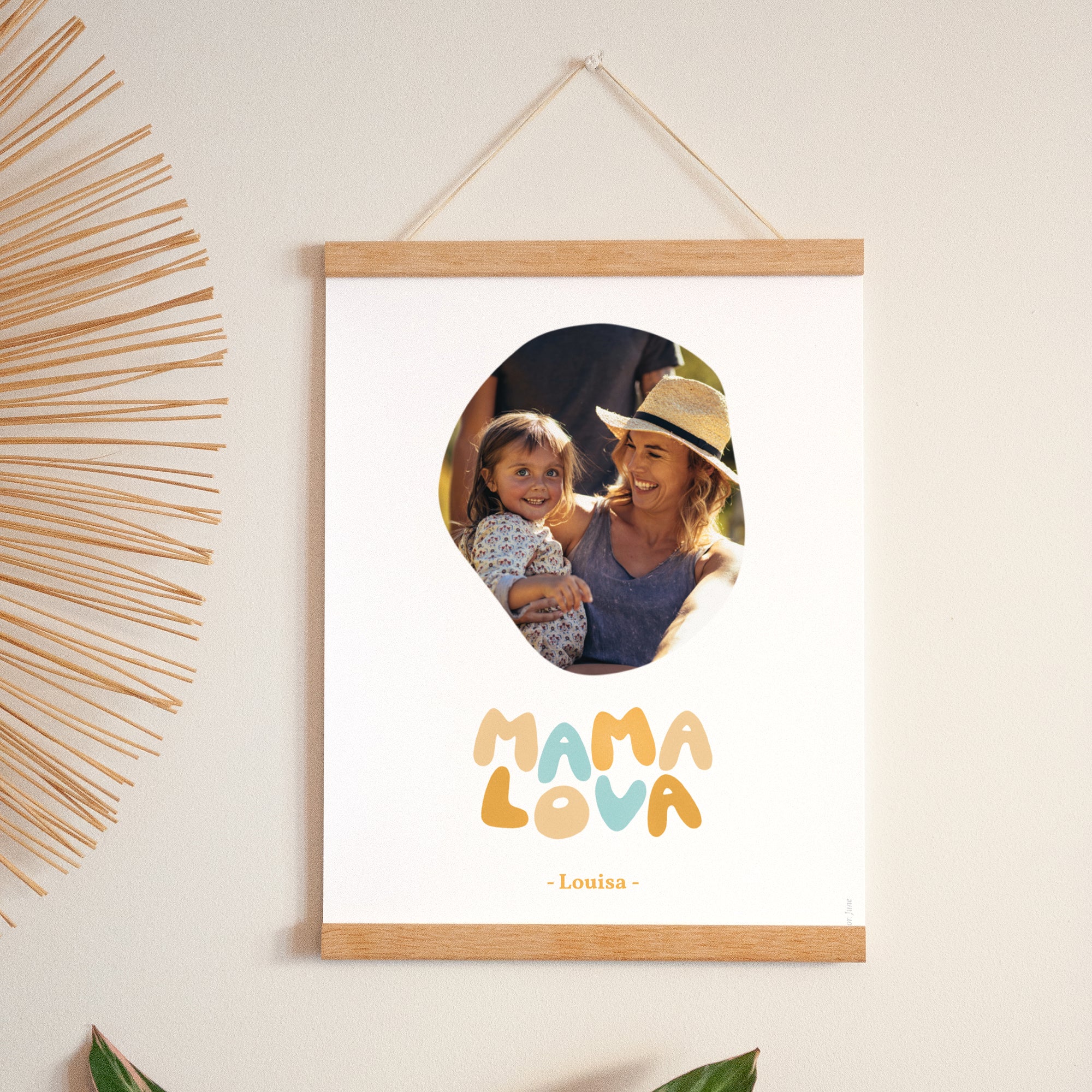 Poster Objekte Porträt Mama Lova foto N° 1