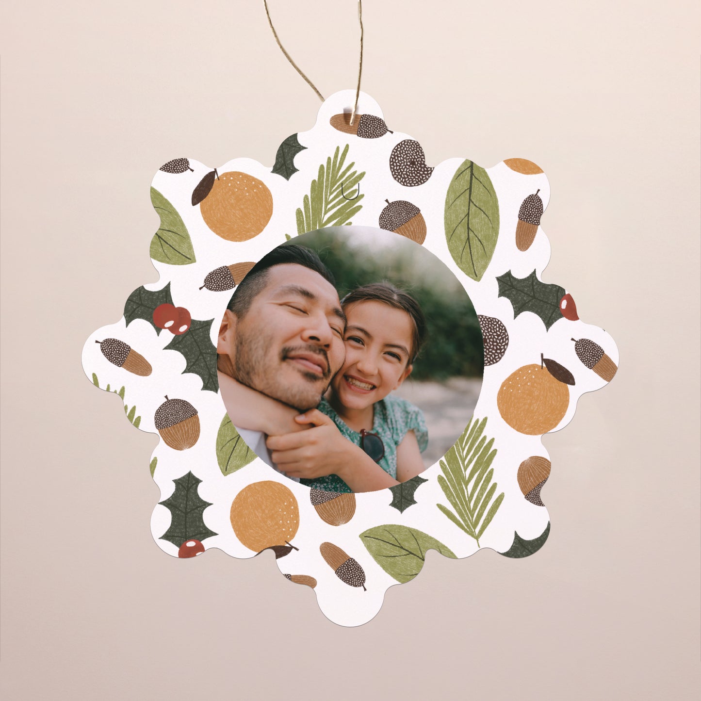 Weihnachtskarte Weihnachten Schwebende Schneeflocke Wintersonnenwende foto N° 1