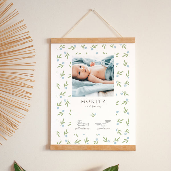 Poster Geburt Porträt body blaue Blumen foto