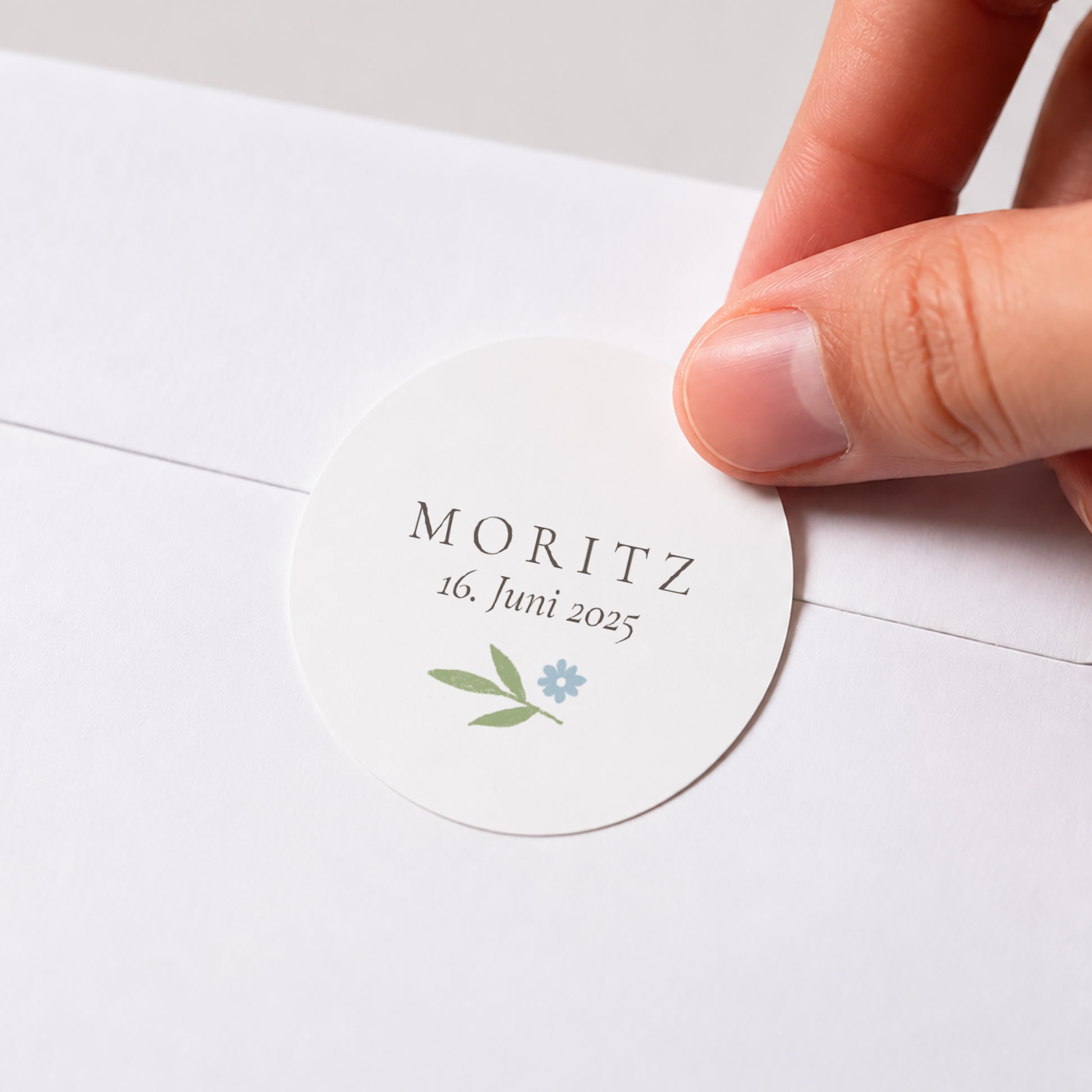 Sticker Geburt Rund body blaue Blumen foto N° 1