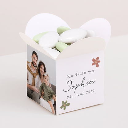 Geschenkbox Taufe Schmetterlingsöffnung Blumenkreuz foto N° 1