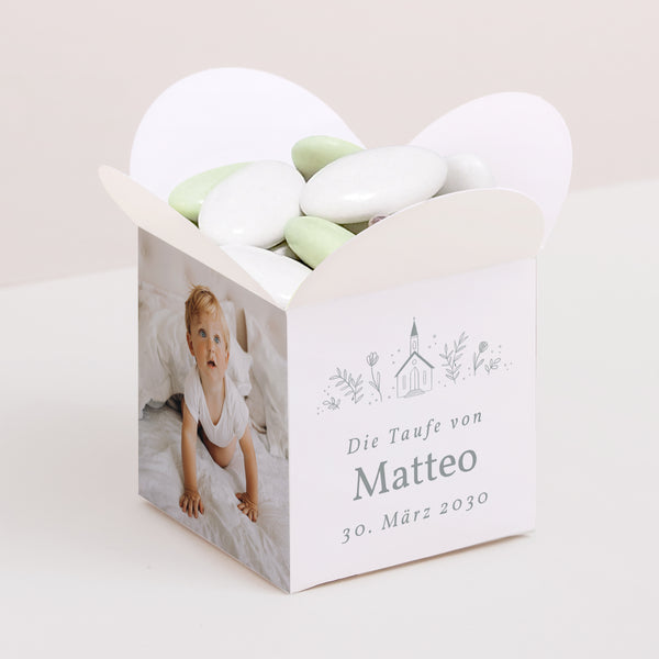 Geschenkbox Taufe Schmetterlingsöffnung Kreidekirche foto
