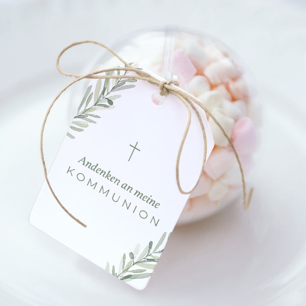 Geschenkbox Kommunion Ball mit Wimpel-Etikett Olivenbaumkranz foto