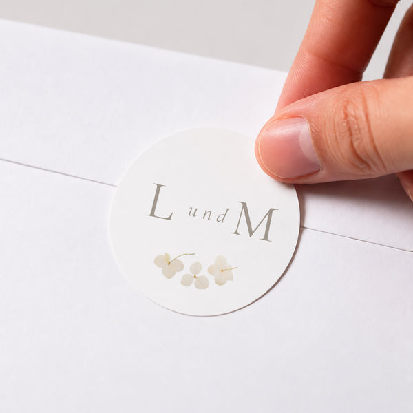 Sticker Hochzeit Rund Weiße Trockenblumen foto