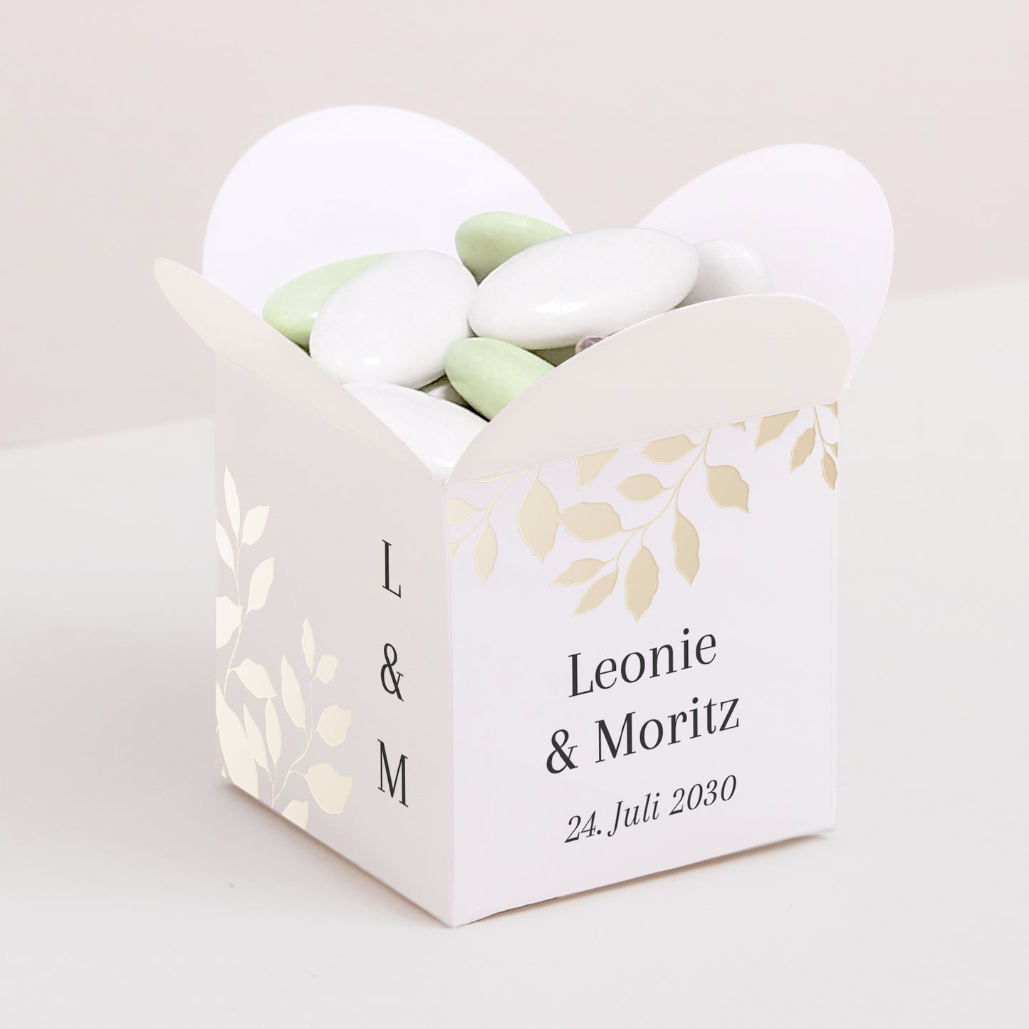 Geschenkbox Hochzeit Schmetterlingsöffnung goldenes Laub foto N° 1