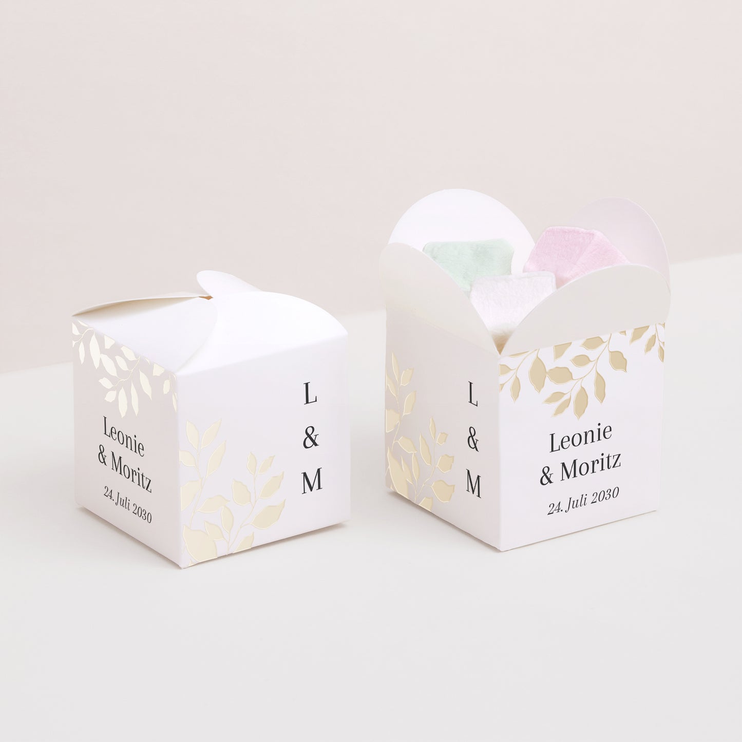 Geschenkbox Hochzeit Schmetterlingsöffnung goldenes Laub foto N° 2