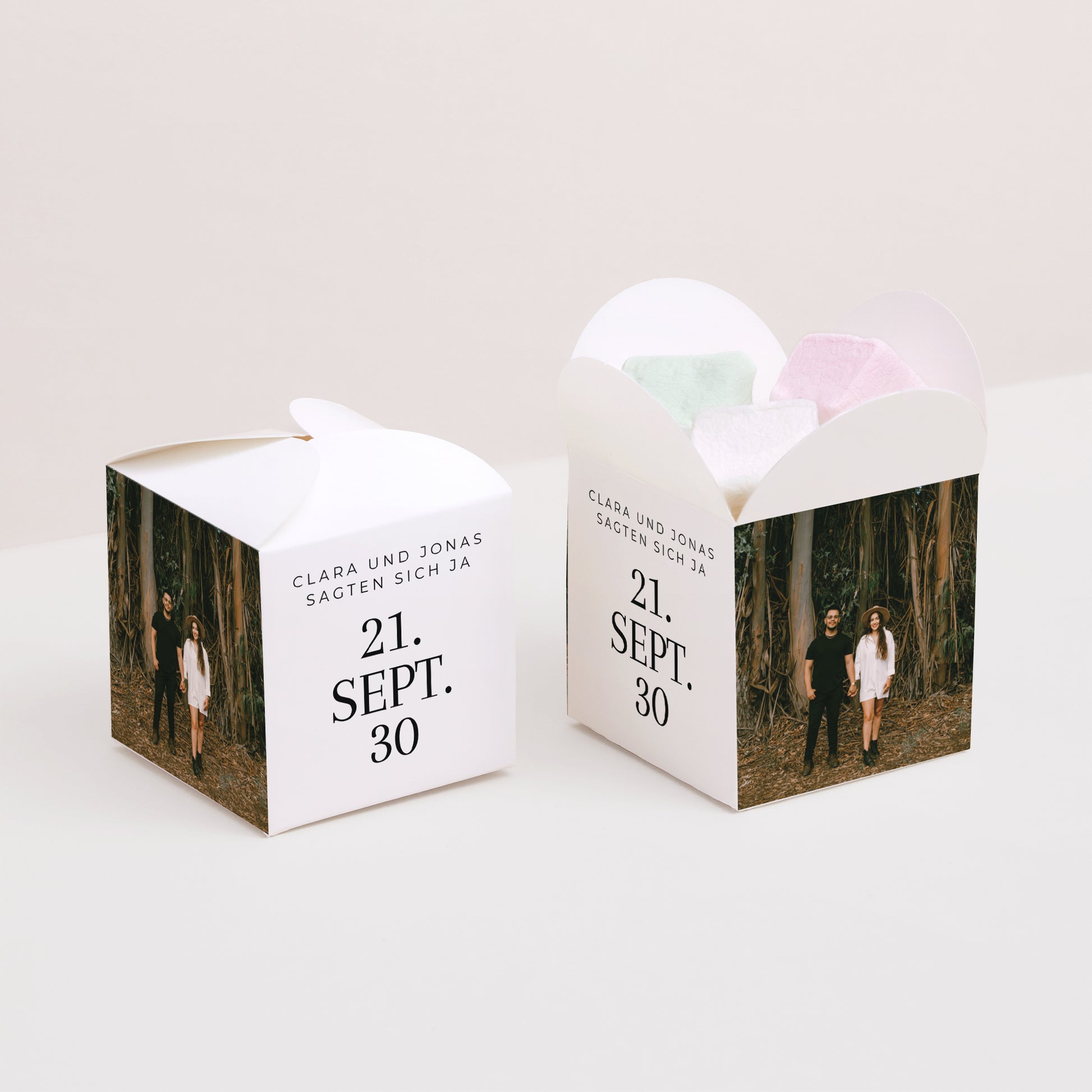 Geschenkbox Hochzeit Schmetterlingsöffnung Typo Datum foto N° 2