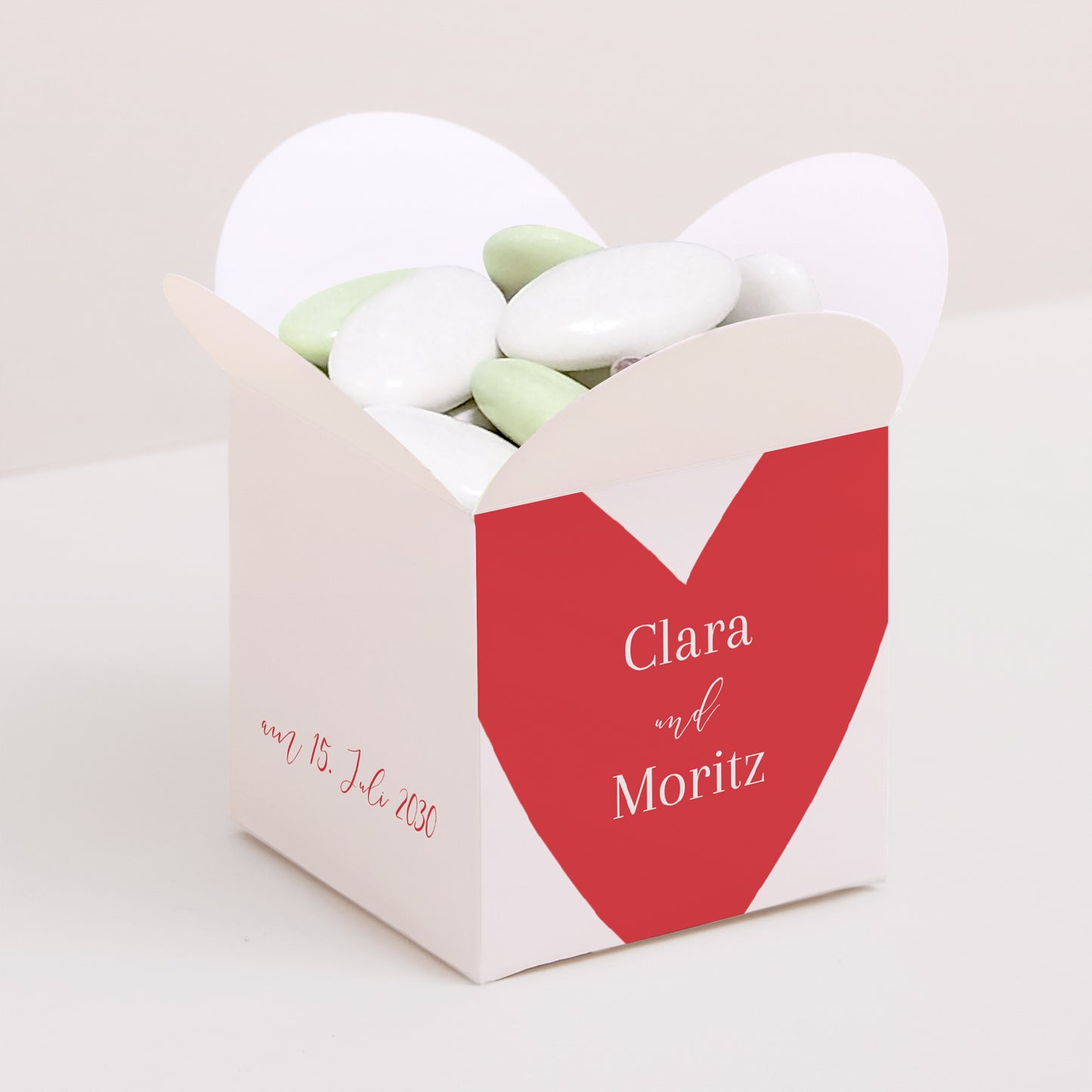 Hochzeitsmandelbox Schmetterlingsöffnung Herz auf dich foto N° 1