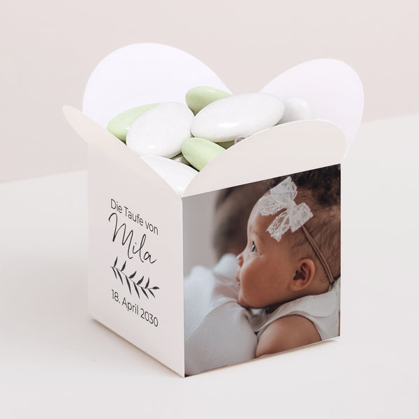 Geschenkbox Taufe Schmetterlingsöffnung Knuddell mich mit Küssen foto