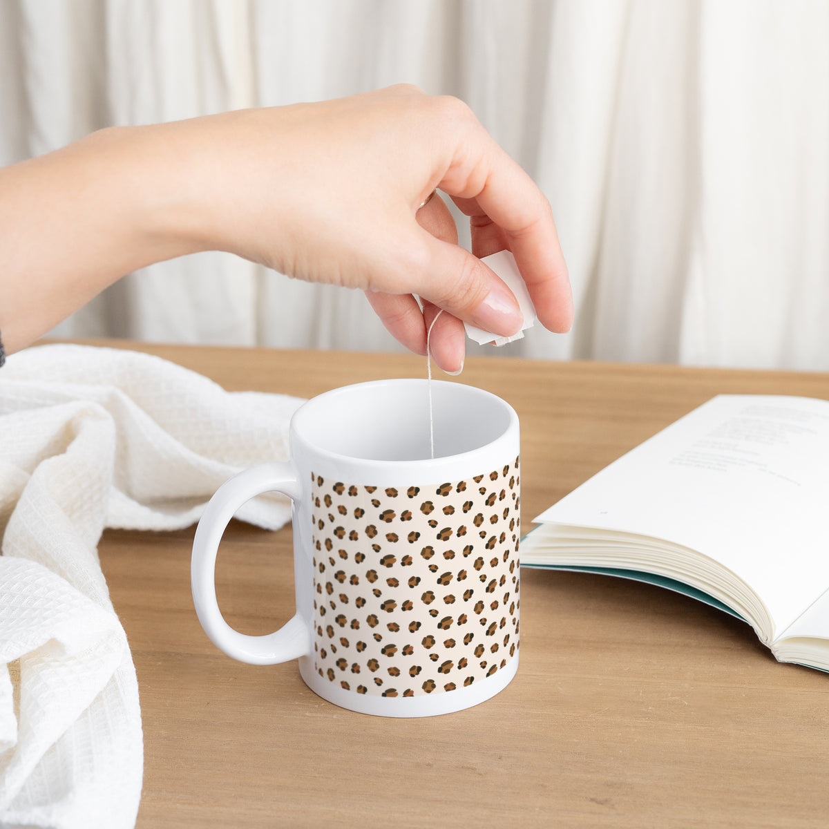 Tasse Objekte Weiß Leoparden-Trend foto N° 3