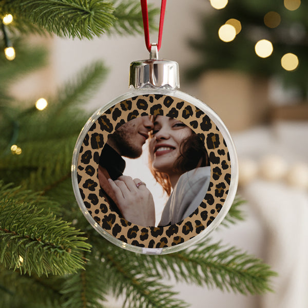 Weihnachtskugel Objekte Runde Hallo Liebes-Leopard foto