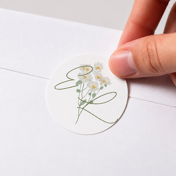 Sticker Hochzeit Rund Romantischer Blumenkranz foto