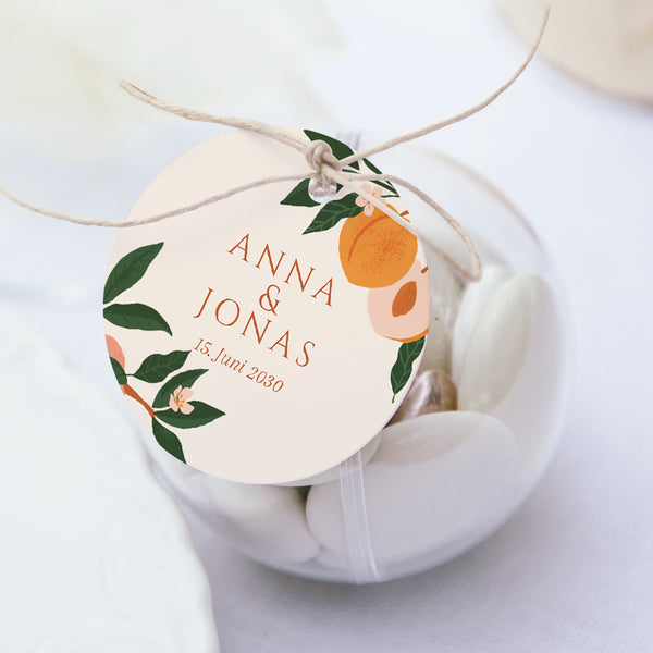 Geschenkbox Hochzeit Kugel mit runder Etikette Unter den Aprikosenbäumen foto