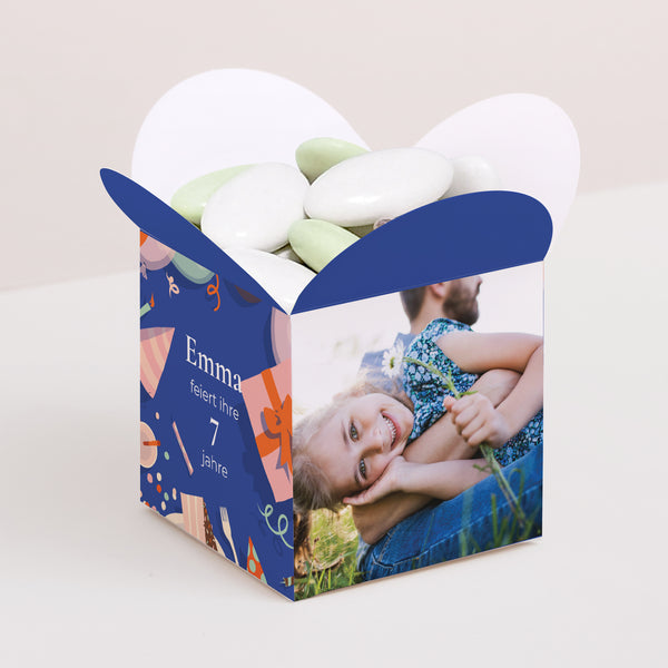 Geschenkbox Kindergeburtstag Schmetterlingsöffnung Willkommen zur Feier foto