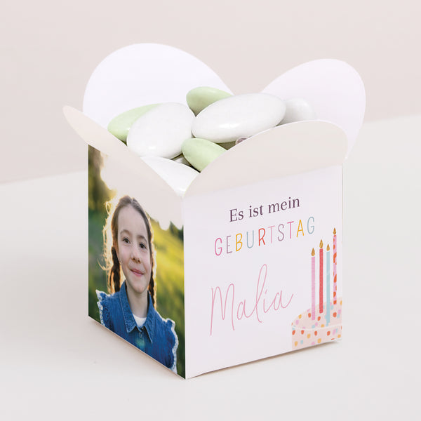 Mitgebsel-Box Kindergeburtstag Schmetterlingsöffnung Geburtstagskuchen foto