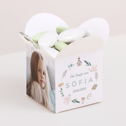 Geschenkbox Taufe Schmetterlingsöffnung Religiöse Symbole krönen foto N° 1