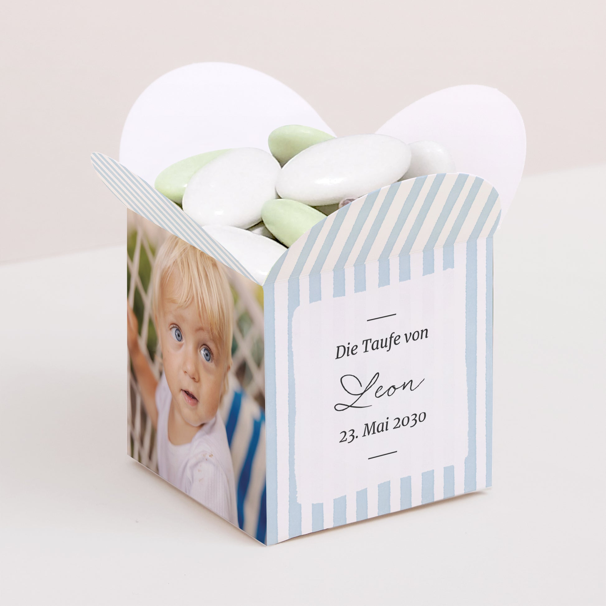 Geschenkbox Taufe Schmetterlingsöffnung Himmelblau gestreift II foto N° 1