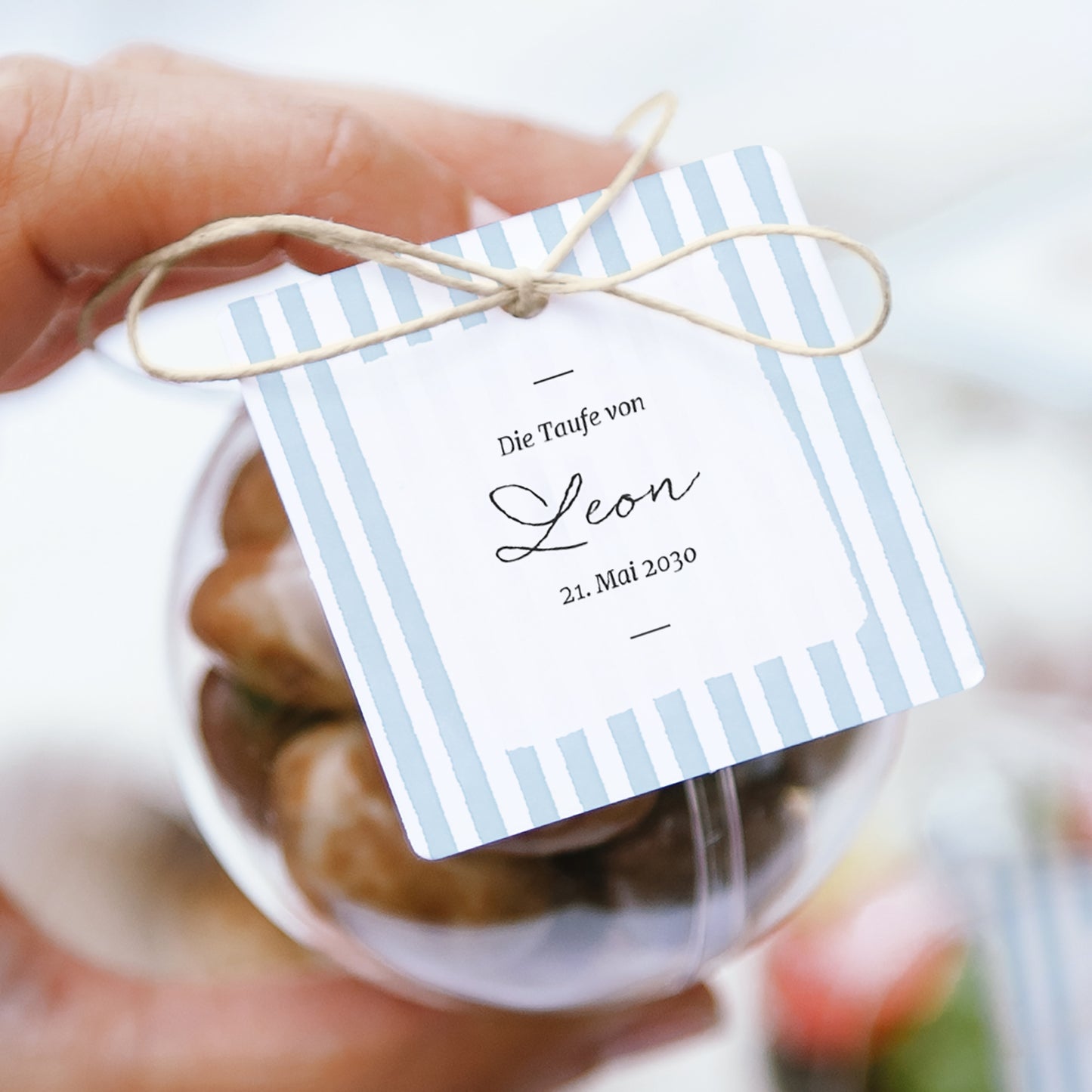 Geschenkbox Taufe Kugel mit quadratischem Etikett Himmelblau gestreift II foto N° 1