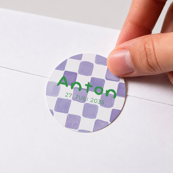 Sticker Geburt Rund Lila Schachbrett foto