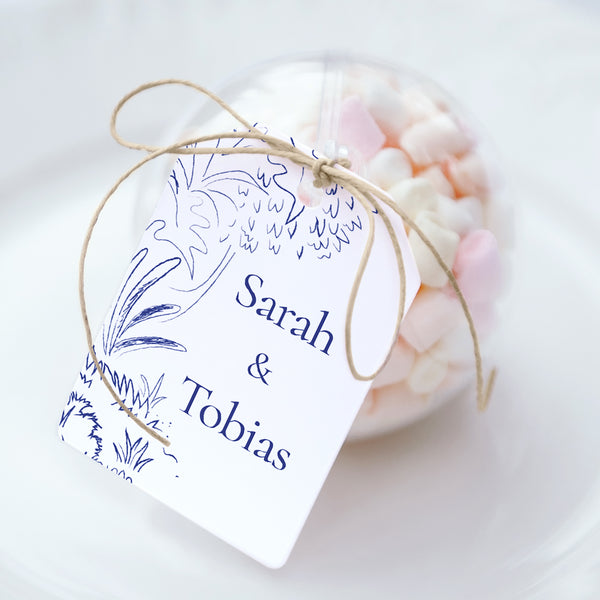 Geschenkbox Hochzeit Ball mit Wimpel-Etikett Liebeslichtung foto
