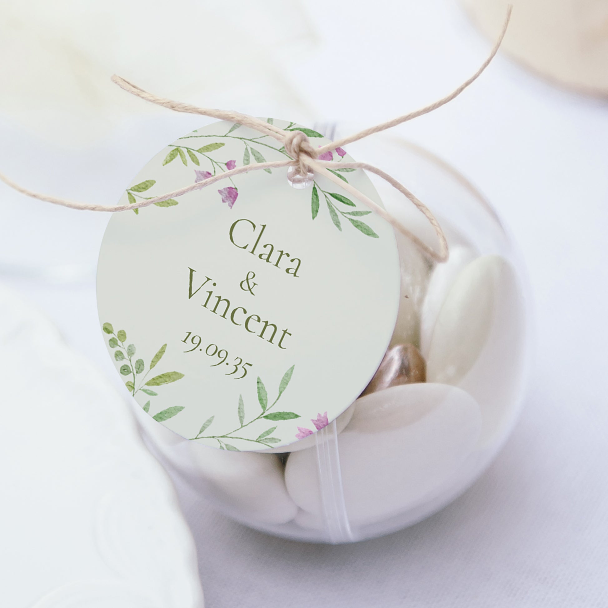 Geschenkbox Hochzeit Kugel mit runder Etikette Der Garten der Herzen foto N° 1