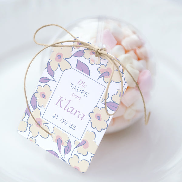 Geschenkbox Taufe Ball mit Wimpel-Etikett Sanfte Blüte foto
