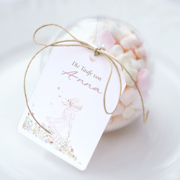 Geschenkbox Taufe Ball mit Wimpel-Etikett Frühlings-Taufe foto