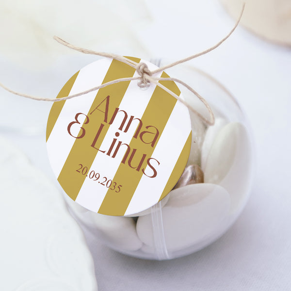 Geschenkbox Hochzeit Kugel mit runder Etikette Vereinte Linien foto