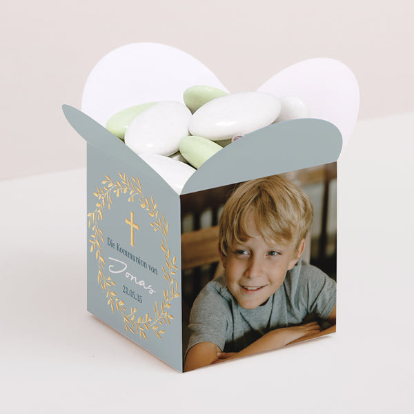 Geschenkbox Kommunion Schmetterlingsöffnung Goldene blaue Segnung foto
