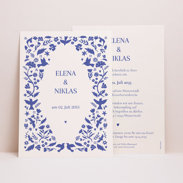 Hochzeitseinladung Porträt Herzblau foto